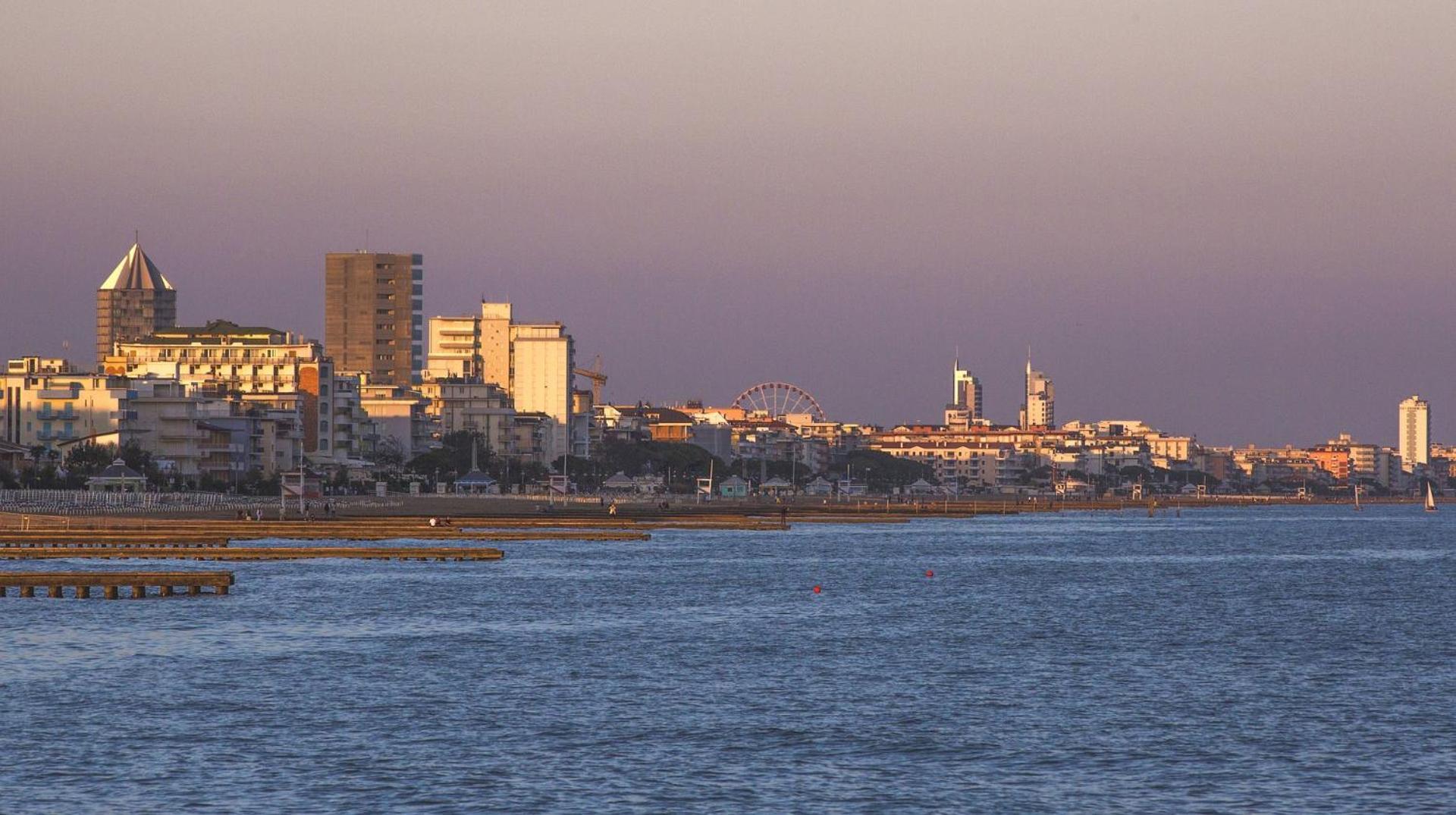 Foscolo Sunset House Apartment Lido di Jesolo Bagian luar foto